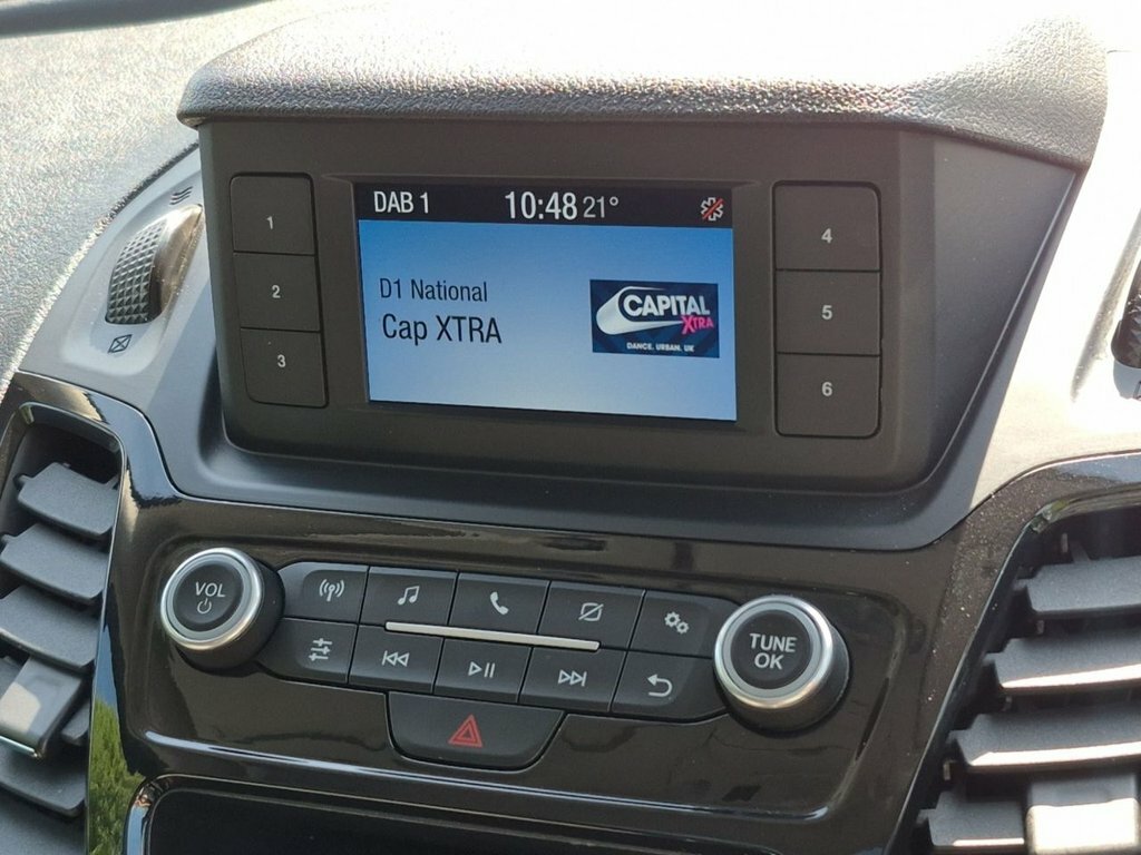 Ford Grand Tourneo Connect 1.5L Titanium Black #3
