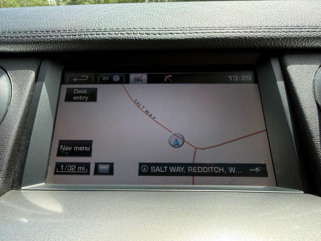 Land Rover Discovery 4 Suv 3.0 Sd V6 Se 201515 Grey #24