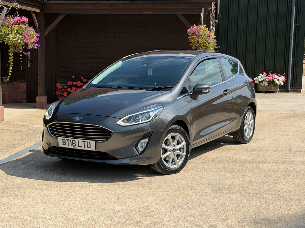 Ford Fiesta 1.1 Ti-vct Zetec Hatchback Euro  #2