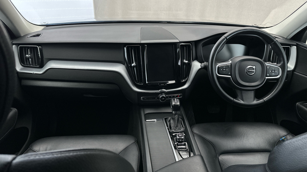 Volvo XC60 2.0 D4 Momentum Awd Blue #13