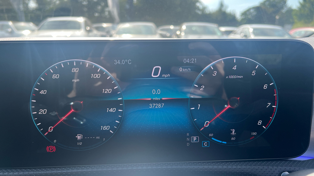Mercedes-Benz CLA Class Cla 180 Amg Line Premium Plus Tip White #19