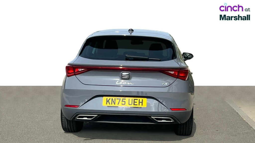 Seat Leon Seat Leon Estate Fr 1.5 Etsi Afv 150 7-Spd Dsg White #4