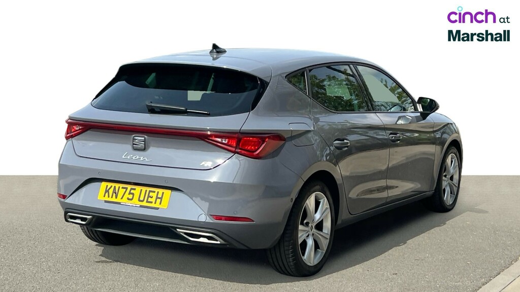 Seat Leon Seat Leon Estate Fr 1.5 Etsi Afv 150 7-Spd Dsg White #3