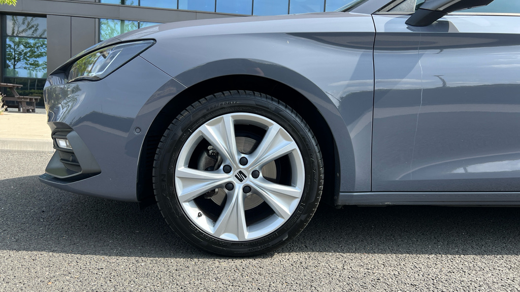 Seat Leon Seat Leon Estate Fr 1.5 Etsi Afv 150 7-Spd Dsg White #19