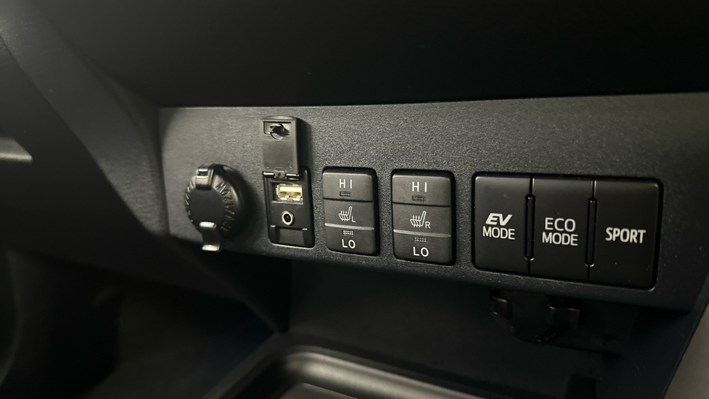 Toyota Rav 4 Rav4 Icon Tech Tss Hev 4X2 Cvt Black #17