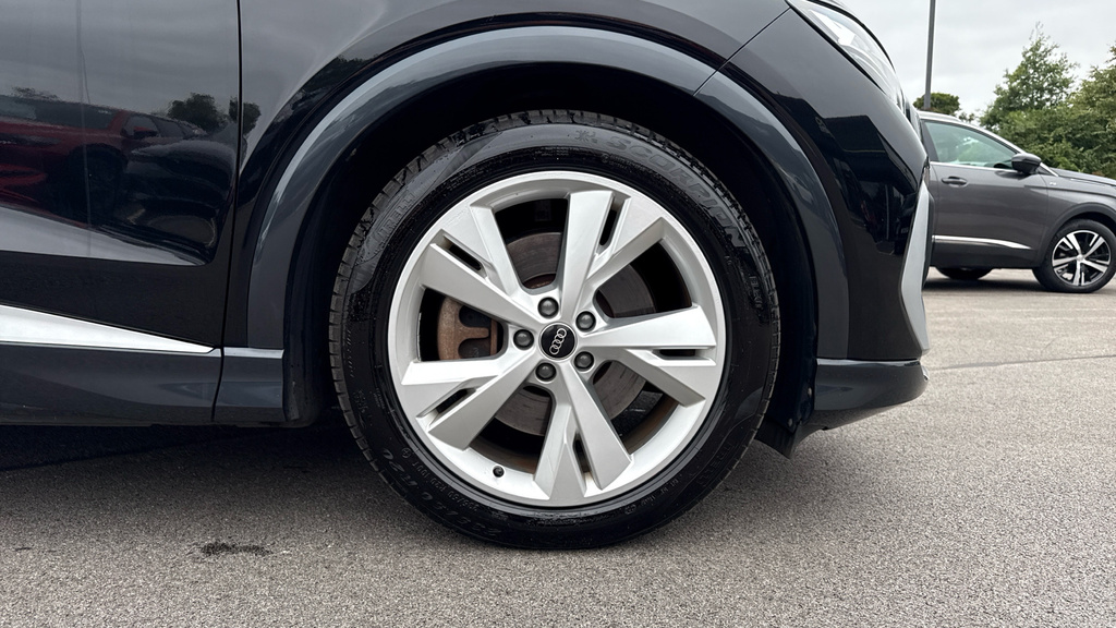 Audi Q4 E Tron 220Kw 50 Quattro 82Kwh S Line Cs Blue #29