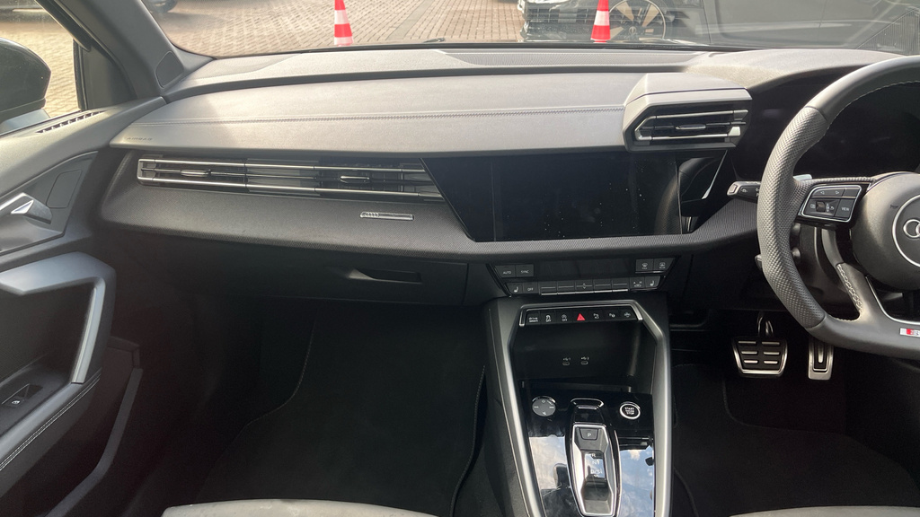 Audi A3 S3 Tfsi Black Edition Quattro S Tronic Yellow #12