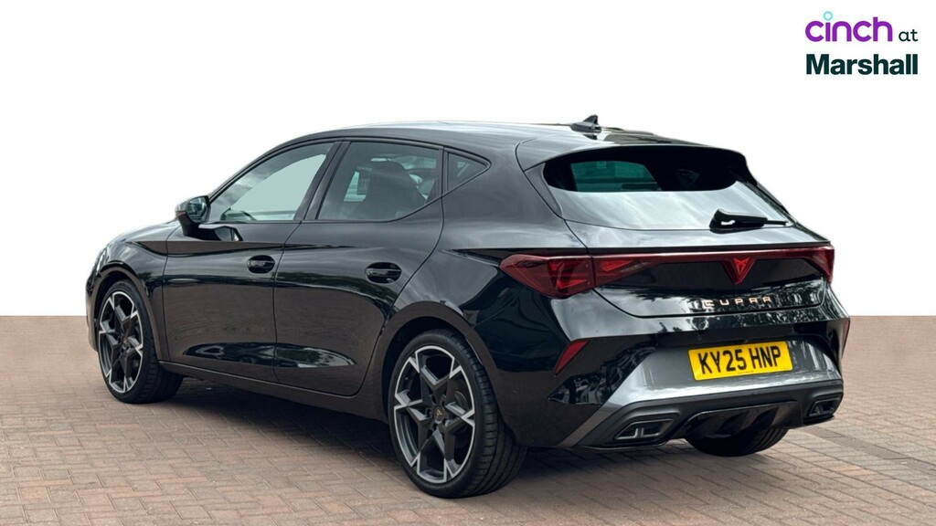 Cupra Leon 1.5 Ehybrid 25.8Kwh Vz1 Estate Plug In White #5