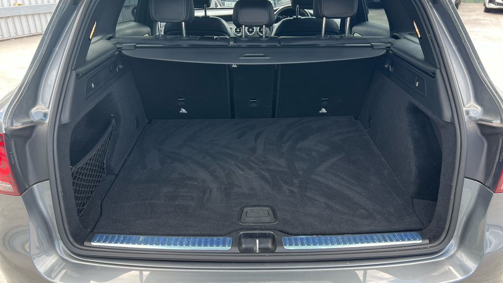 Mercedes-Benz GLC Class Glc 220 D 4Matic Amg Line Premium Grey #20