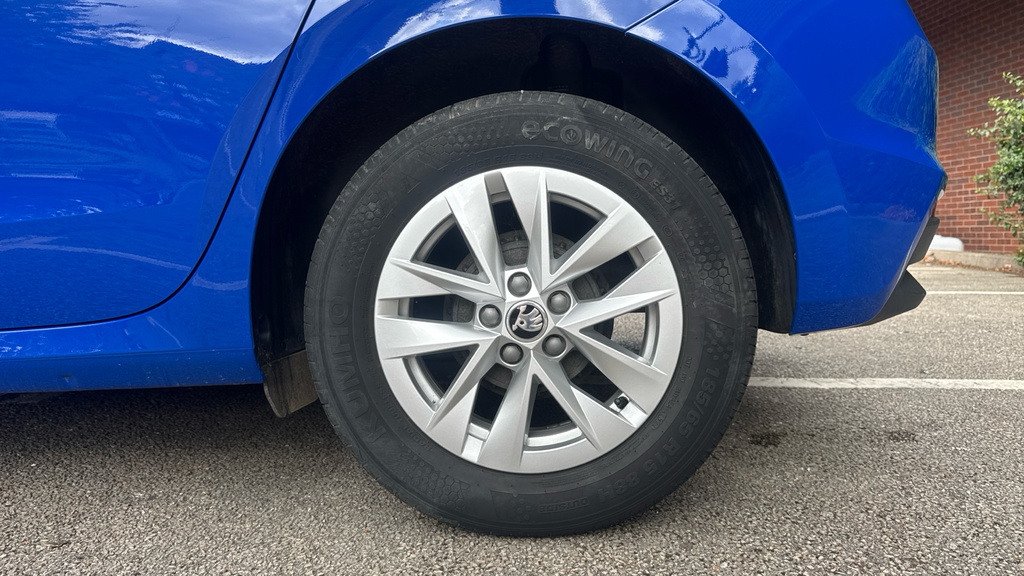Skoda Fabia 1.0 Tsi Se Comfort Hatchback Blue #18