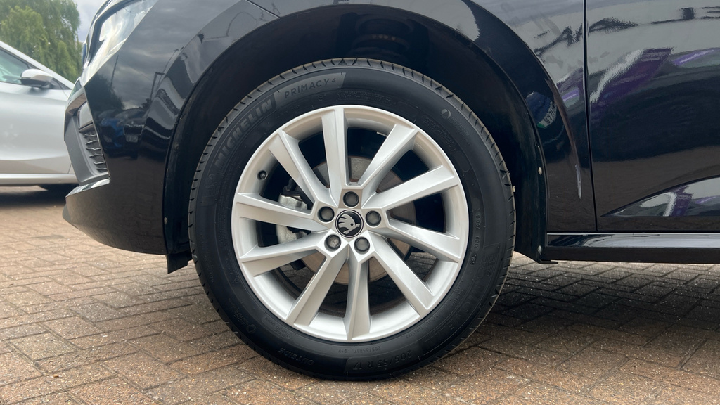 Skoda Kamiq Se Edition Grey #19
