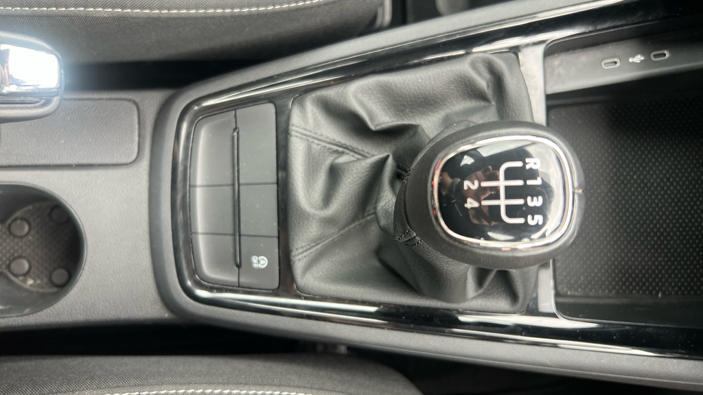 Skoda Kamiq Se Edition Grey #28