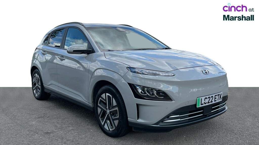 Hyundai Kona Premium White #1