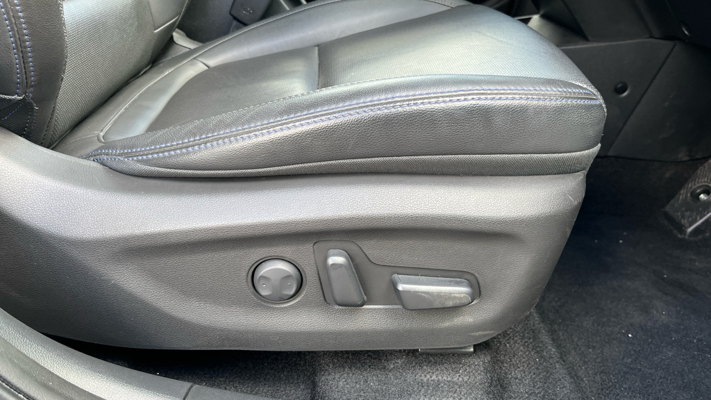 Hyundai Kona Premium White #19