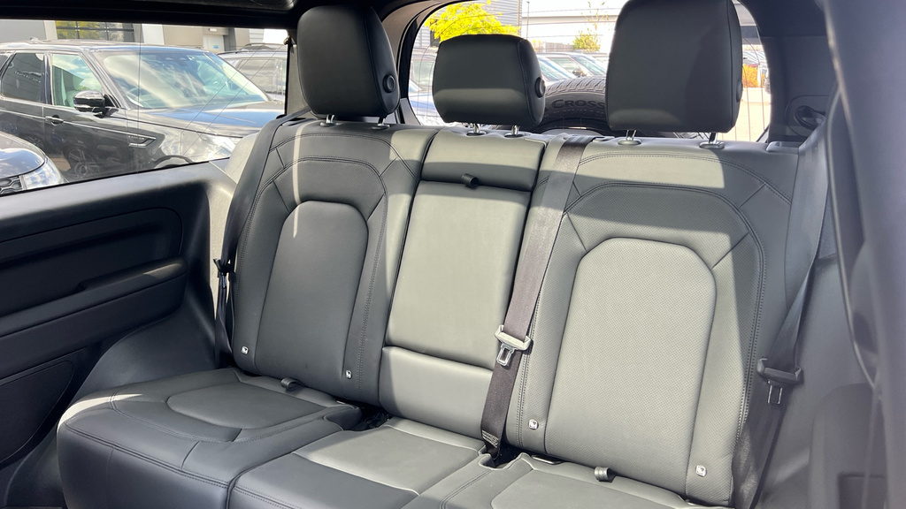 Land Rover Defender 3.0 D250 Hard Top S Blue #20