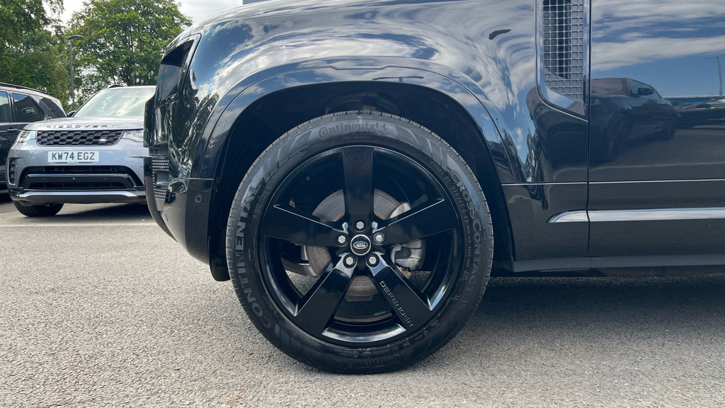 Land Rover Defender 3.0 D250 Hard Top S Blue #24