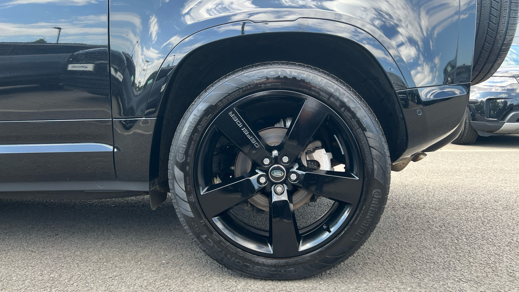 Land Rover Defender 3.0 D250 Hard Top S Blue #25