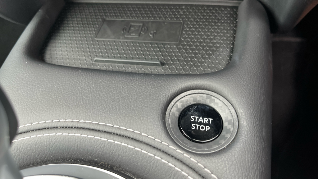 Nissan Juke 1.0 Dig-t Acenta Premium White #16