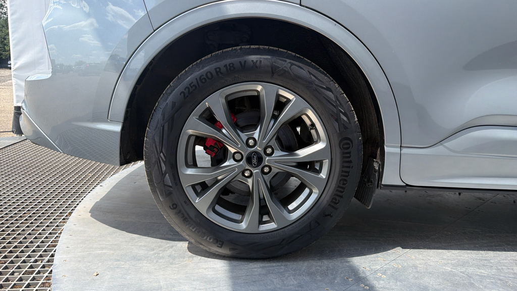 Ford Kuga 2.5 Fhev St-line Cvt Black #34