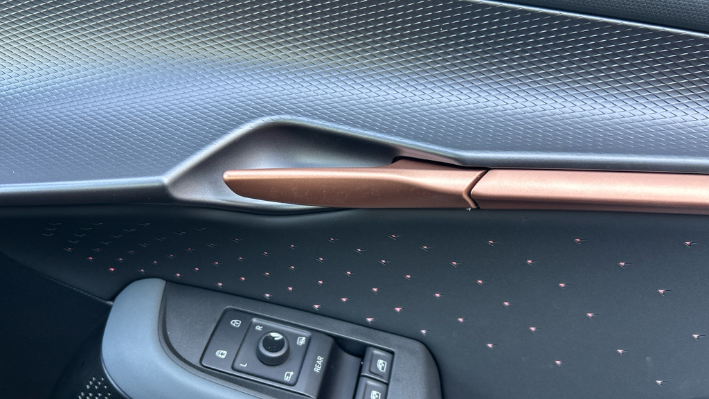 Cupra Tavascan 210Kw V1 77Kwh Grey #47