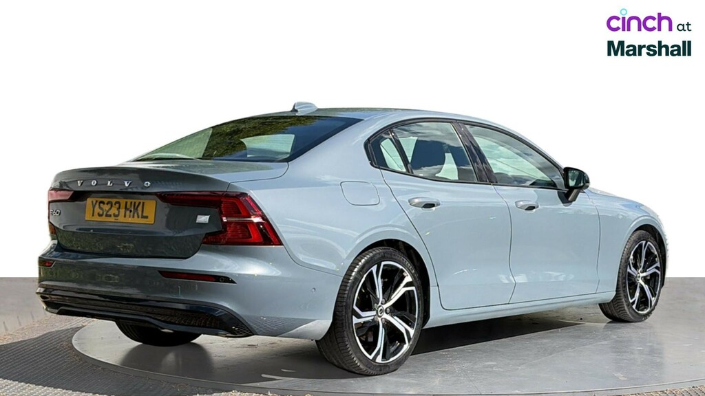 Volvo S60 2.0 B5 Mhev R-design Euro 6 Ss Red #3