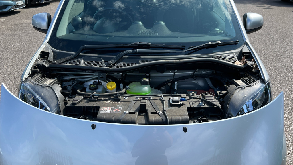 Smart Fortwo Coupe Eq Fortwo Premium Silver #24