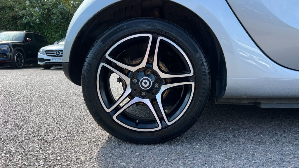 Smart Fortwo Coupe Eq Fortwo Premium Silver #32