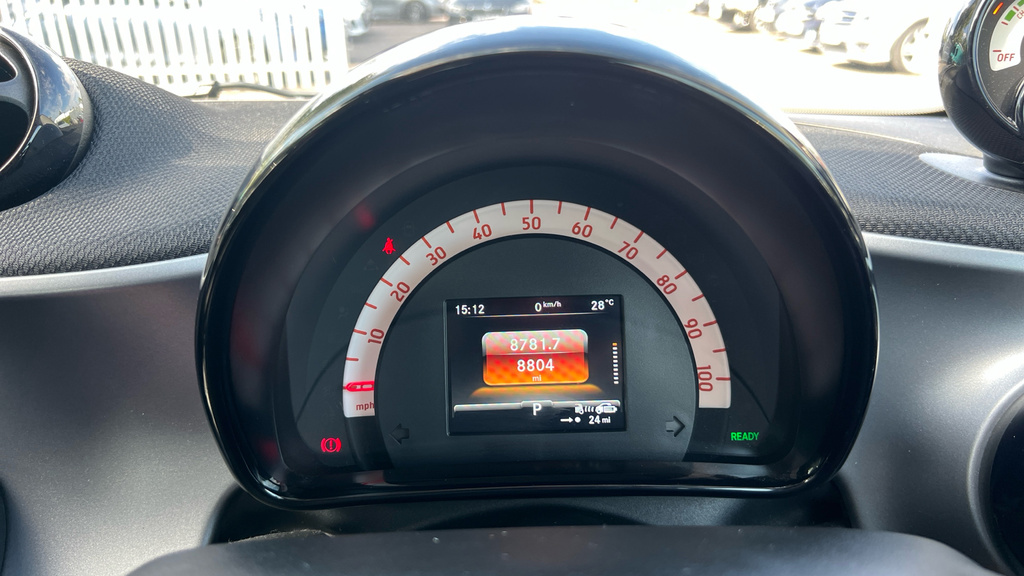 Smart Fortwo Coupe Eq Fortwo Premium Silver #21