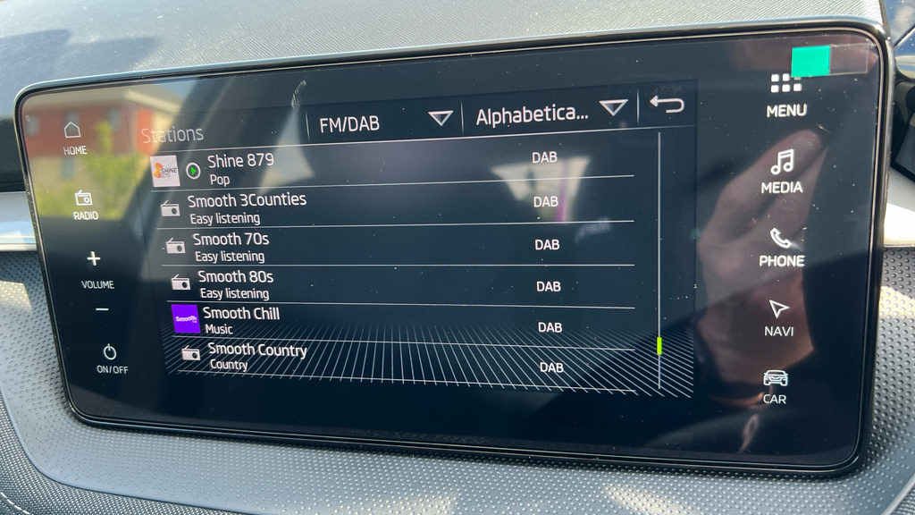 Skoda Fabia 1.0 Tsi 116 Design Edition White #19