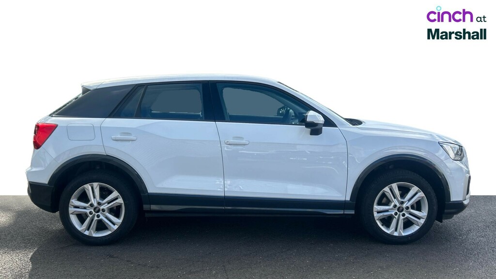 Audi Q2 S Line 35 Tfsi 150 Ps S Tronic Black #2