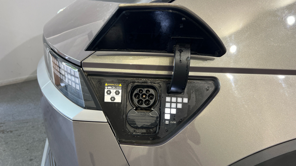Hyundai Ioniq 5 Hatchback Grey #32
