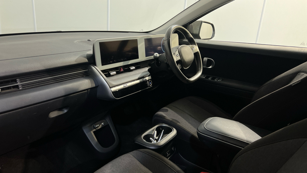 Hyundai Ioniq 5 Hatchback Grey #10