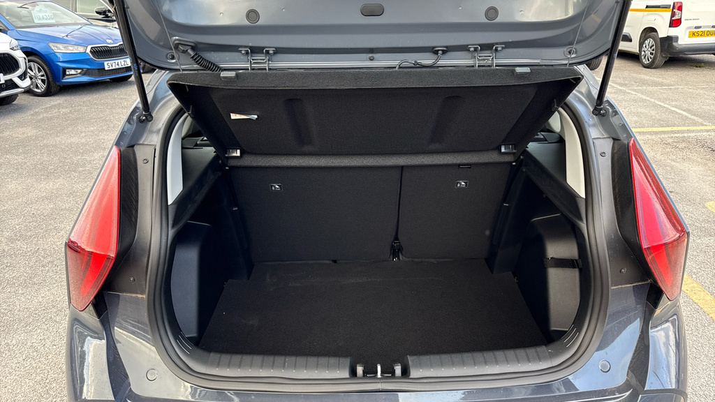 Hyundai Bayon 1.0 Tgdi Ultimate Dct Hatchback Grey #23
