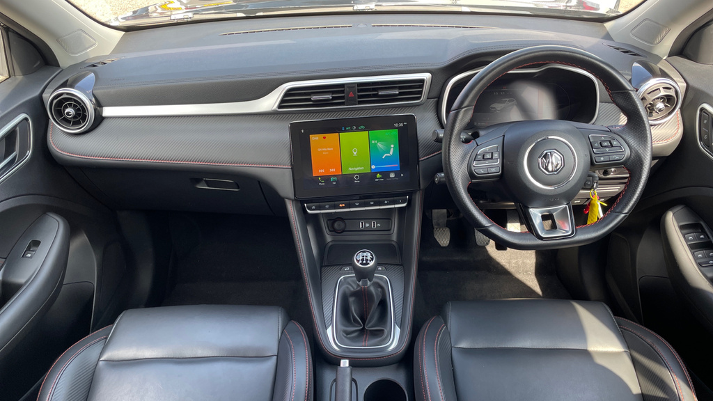 MG ZS Suv 1.5 Vti-tech Exclusive Euro 6 Ss 2022 Black #15