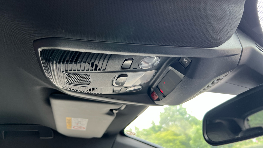 Peugeot 3008 3008 Active Ss Grey #43