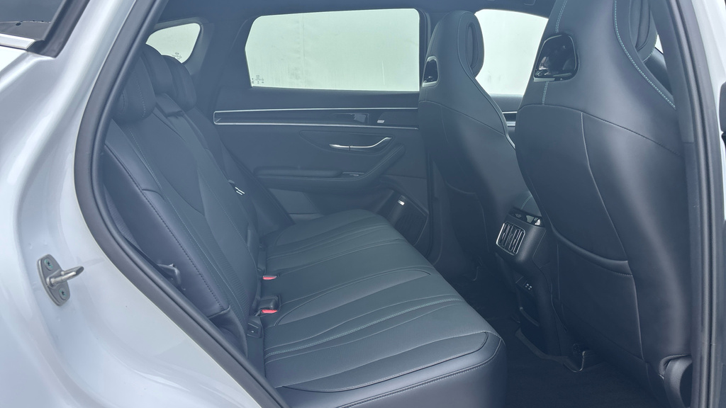 Byd Seal U Seal U 1.5 Dm-i Comfort Black #29