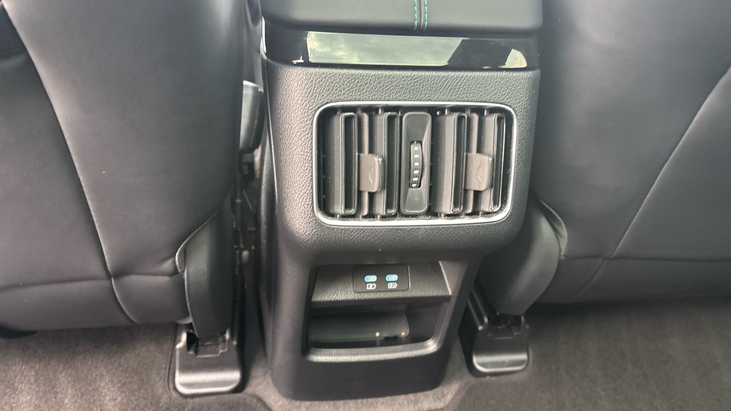 Byd Seal U Seal U 1.5 Dm-i Comfort Black #32