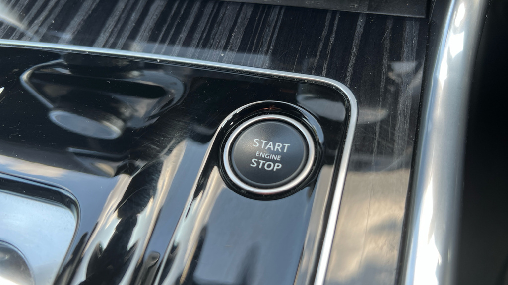 Jaguar XE 2.0 P300 Sport Grey #42