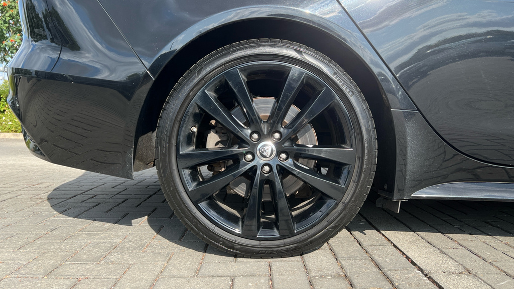 Jaguar XE 2.0 P300 Sport Grey #28