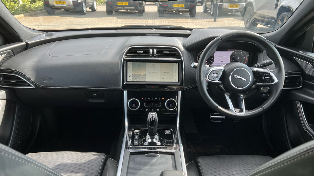 Jaguar XE 2.0 P300 Sport Grey #34