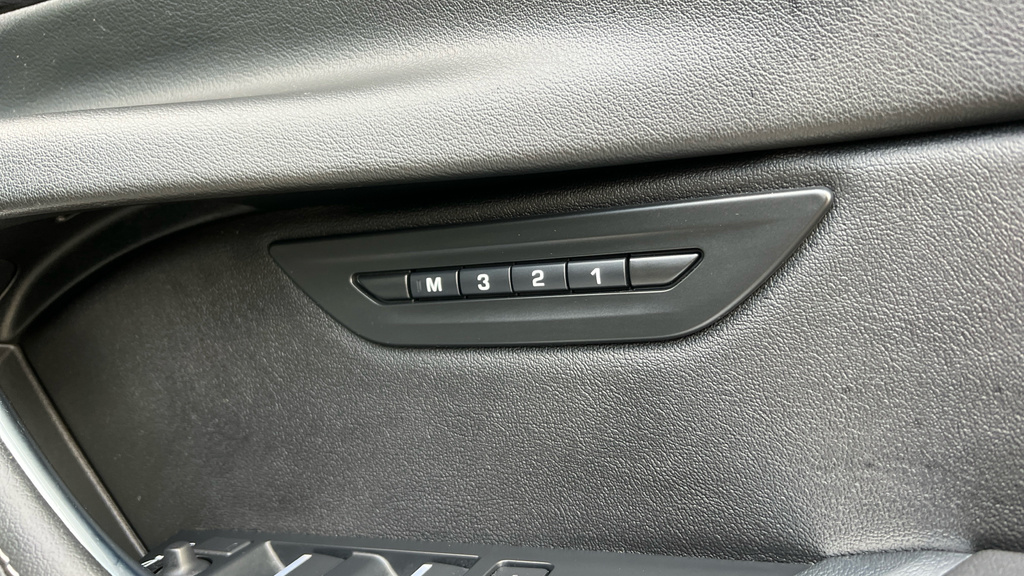 Jaguar XE 2.0 P300 Sport Grey #43