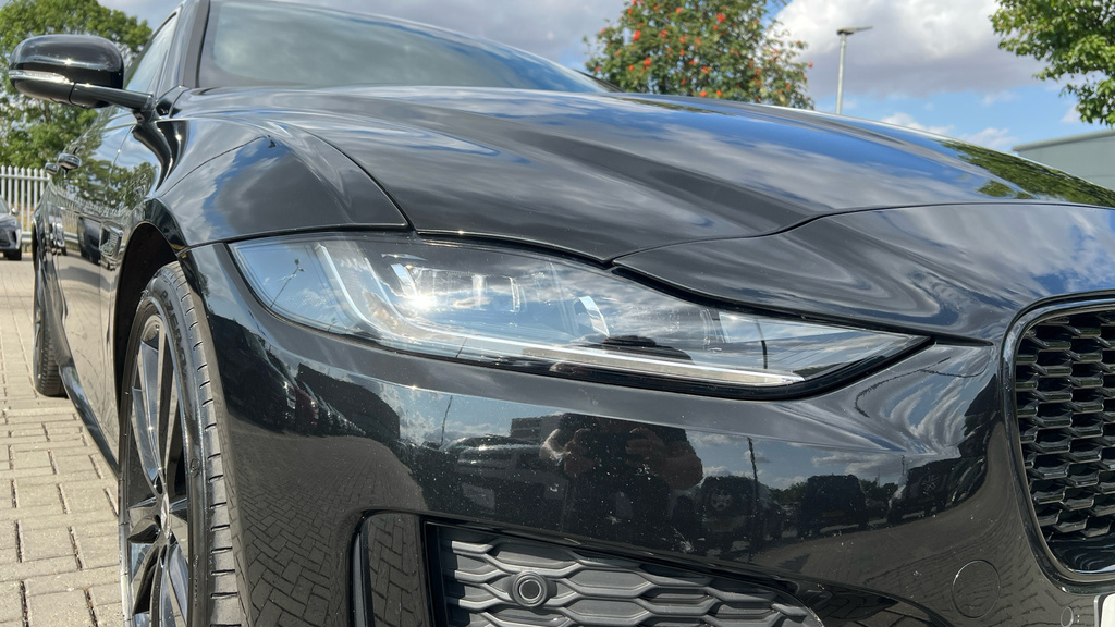 Jaguar XE 2.0 P300 Sport Grey #48
