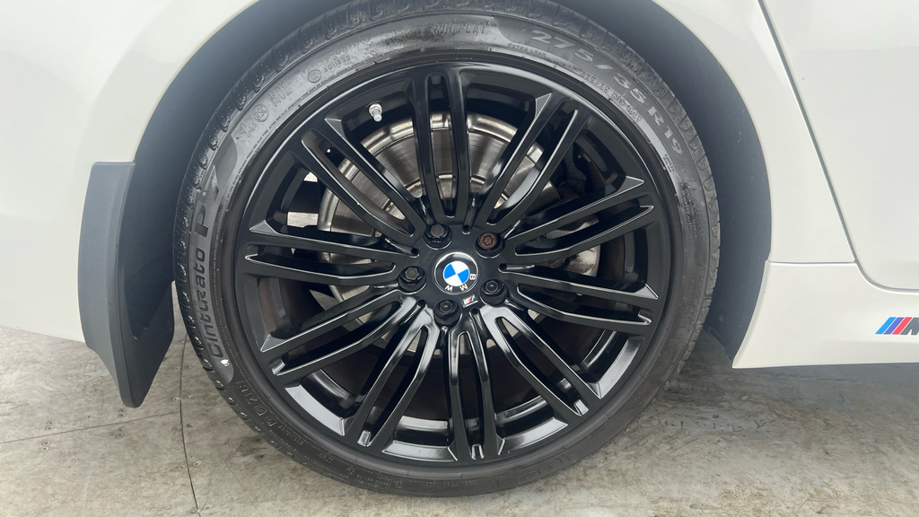 BMW 5 Series 520D M Sport Blue #29