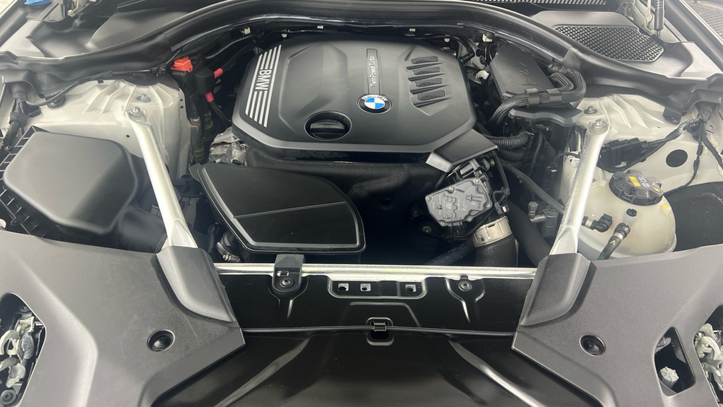BMW 5 Series 520D M Sport Blue #26