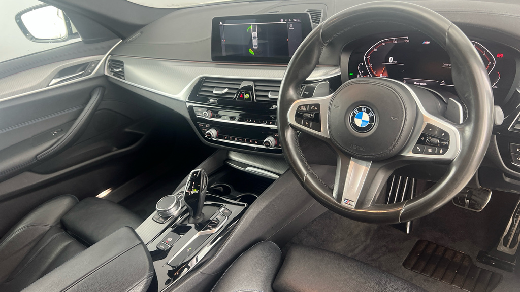 BMW 5 Series 520D M Sport Blue #9