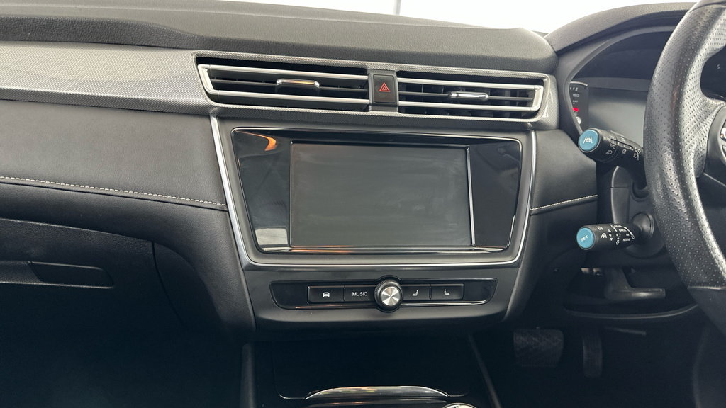 MG MG5 61.1Kwh Exclusive Long Range Estate A Red #17