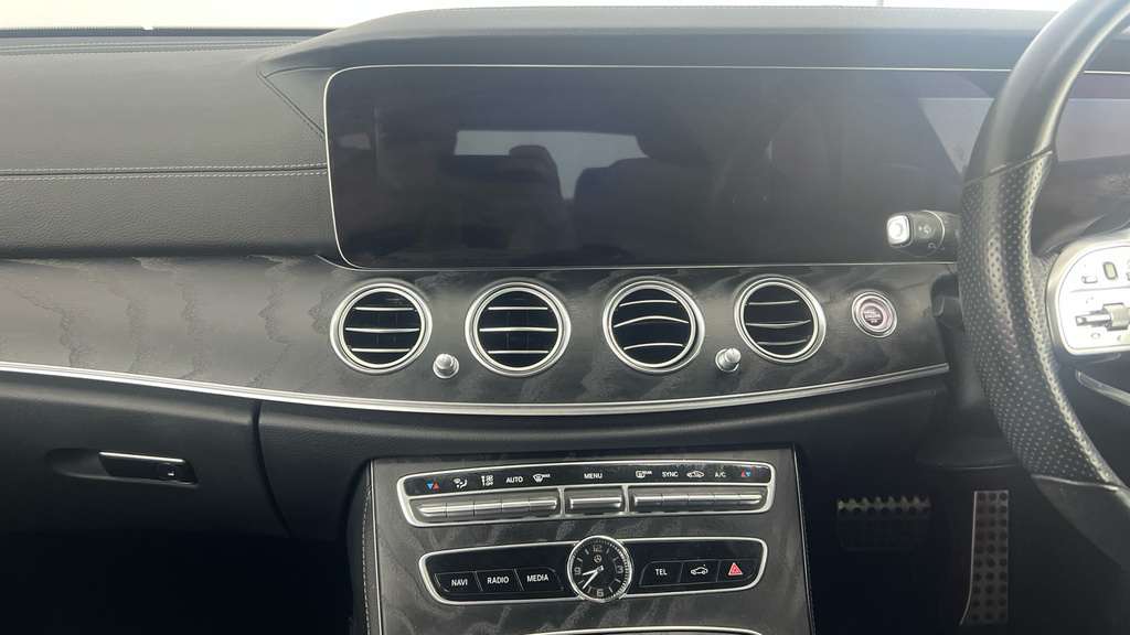 Mercedes-Benz E Class Estate 2.0 E220d Amg Line Edition Premium G-tron Blue #21