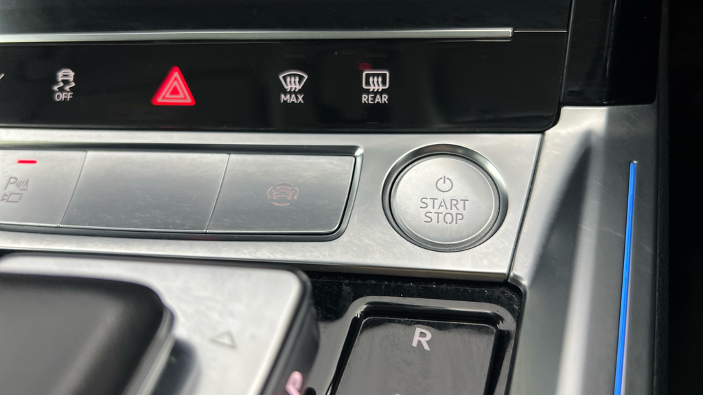 Audi E-tron 230Kw 50 Quattro 71Kwh Black Edition Black #21