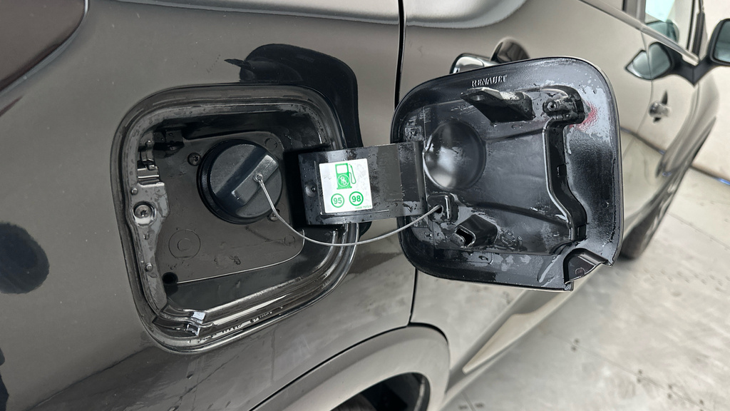 Renault Captur 0.9 Tce Energy Dynamique Nav Euro 6 S S Silver #25