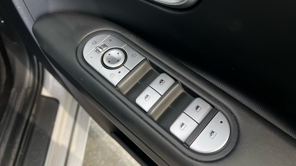 Hyundai Ioniq 5 Hatchback Grey #38